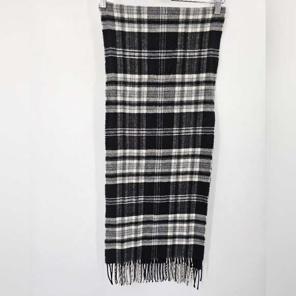 Cashmink Black & White Plaid Scarve - Picture 3 of 4